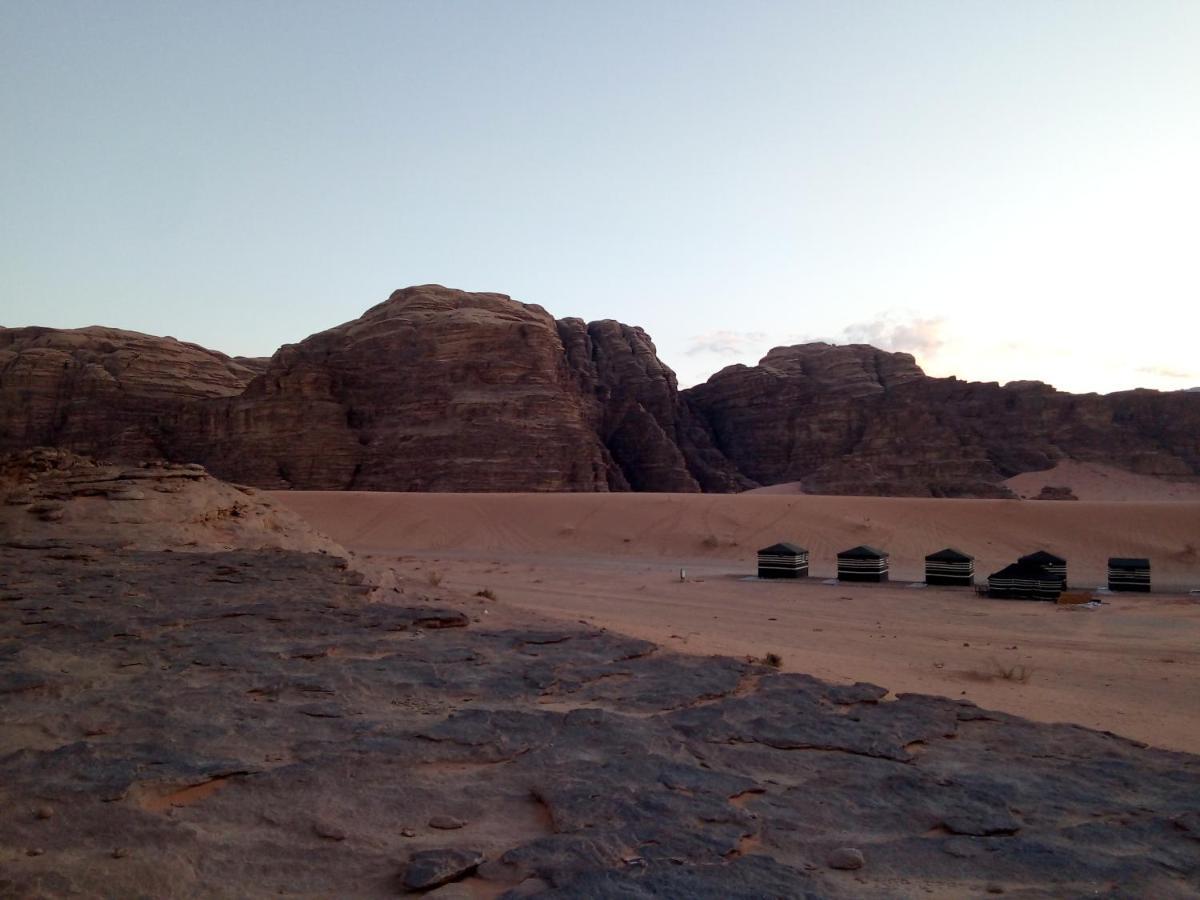 Mozoon Camp Hotel Wadi Rum Ngoại thất bức ảnh